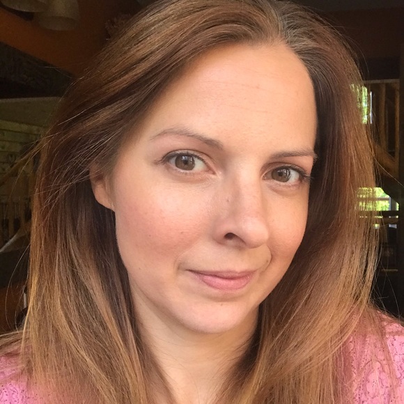 Meet your Posher, Candice - Picture 1 of 1